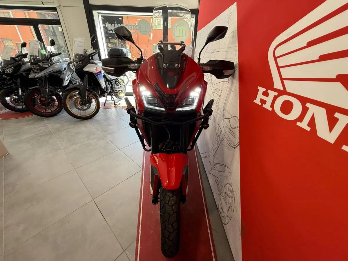 Moto Morini X-Cape 700 (2025 - 26) (6)