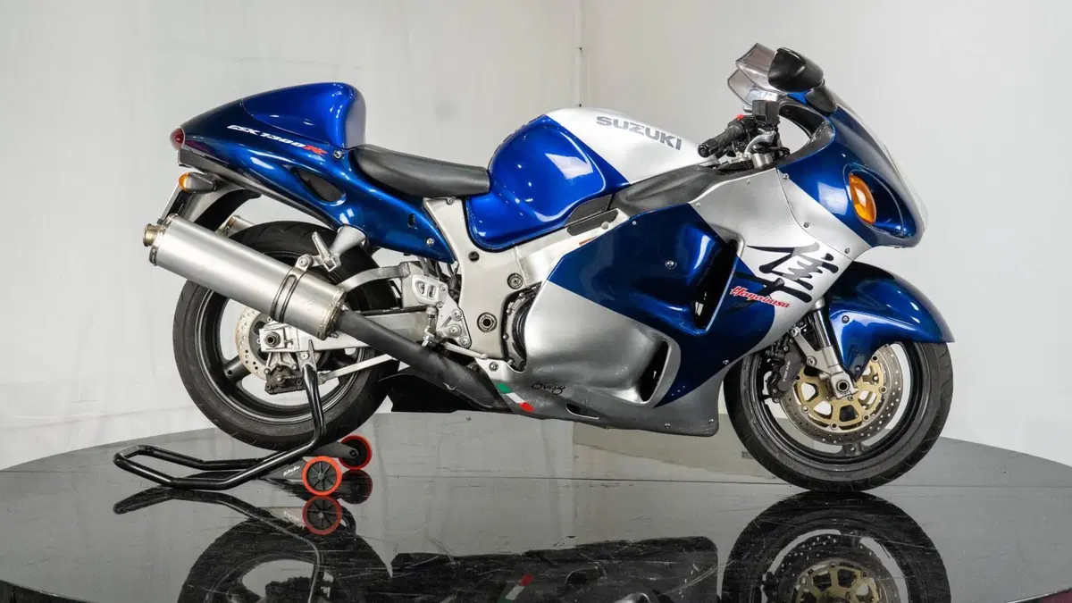 Suzuki GSX 1300 R Hayabusa (1999 - 06) (11)