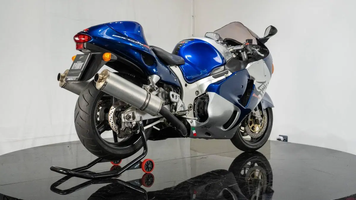 Suzuki GSX 1300 R Hayabusa (1999 - 06) (12)