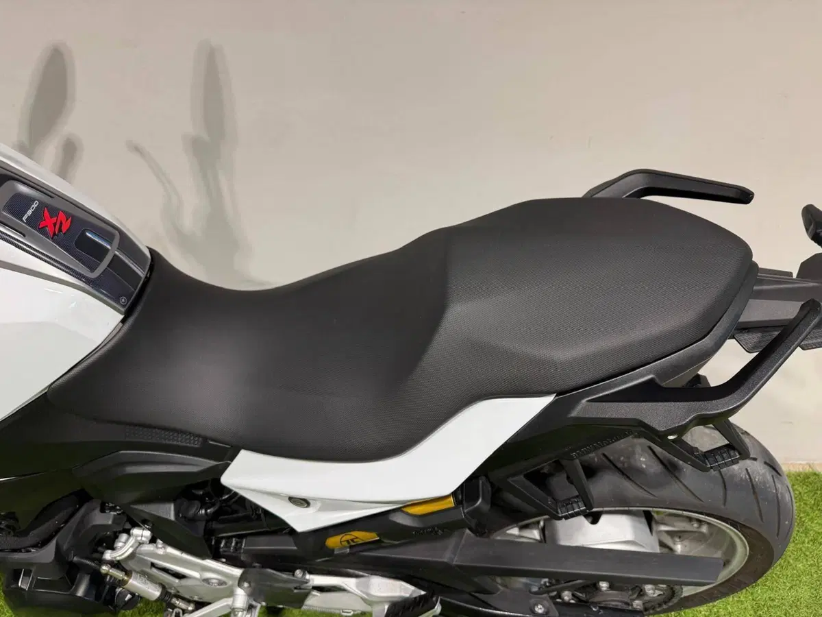 Bmw F 900 XR (2020 - 24) (4)
