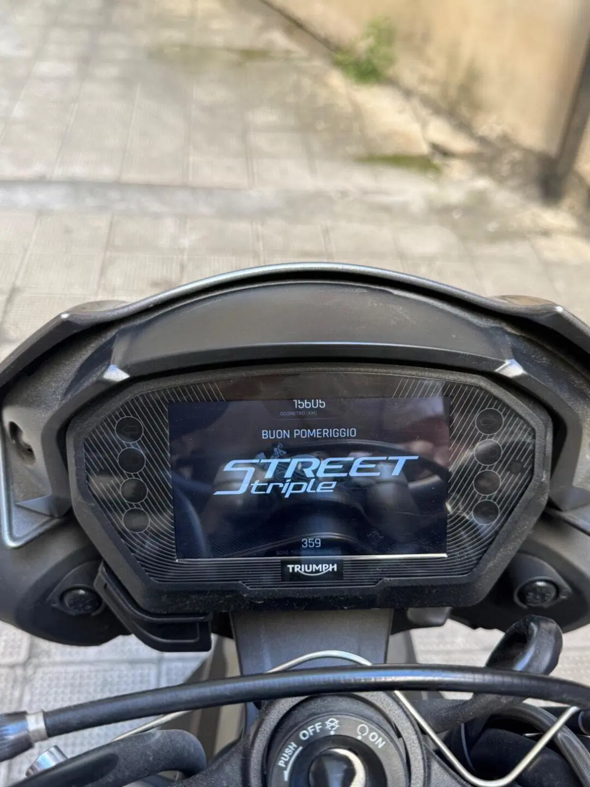 Triumph Street Triple RS (2020 - 22) (4)