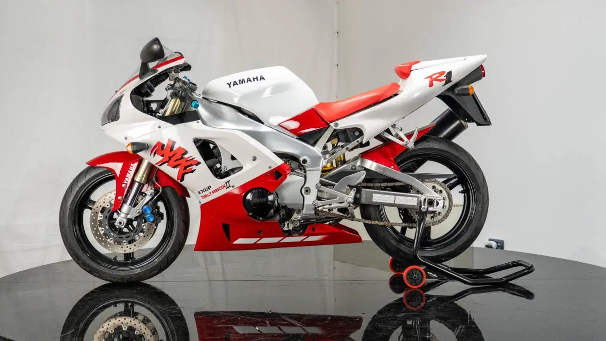 Yamaha YZF R1 (1998 - 99) (3)