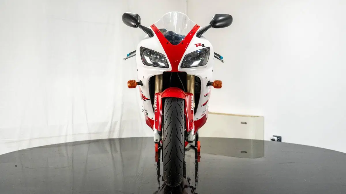 Yamaha YZF R1 (1998 - 99) (5)