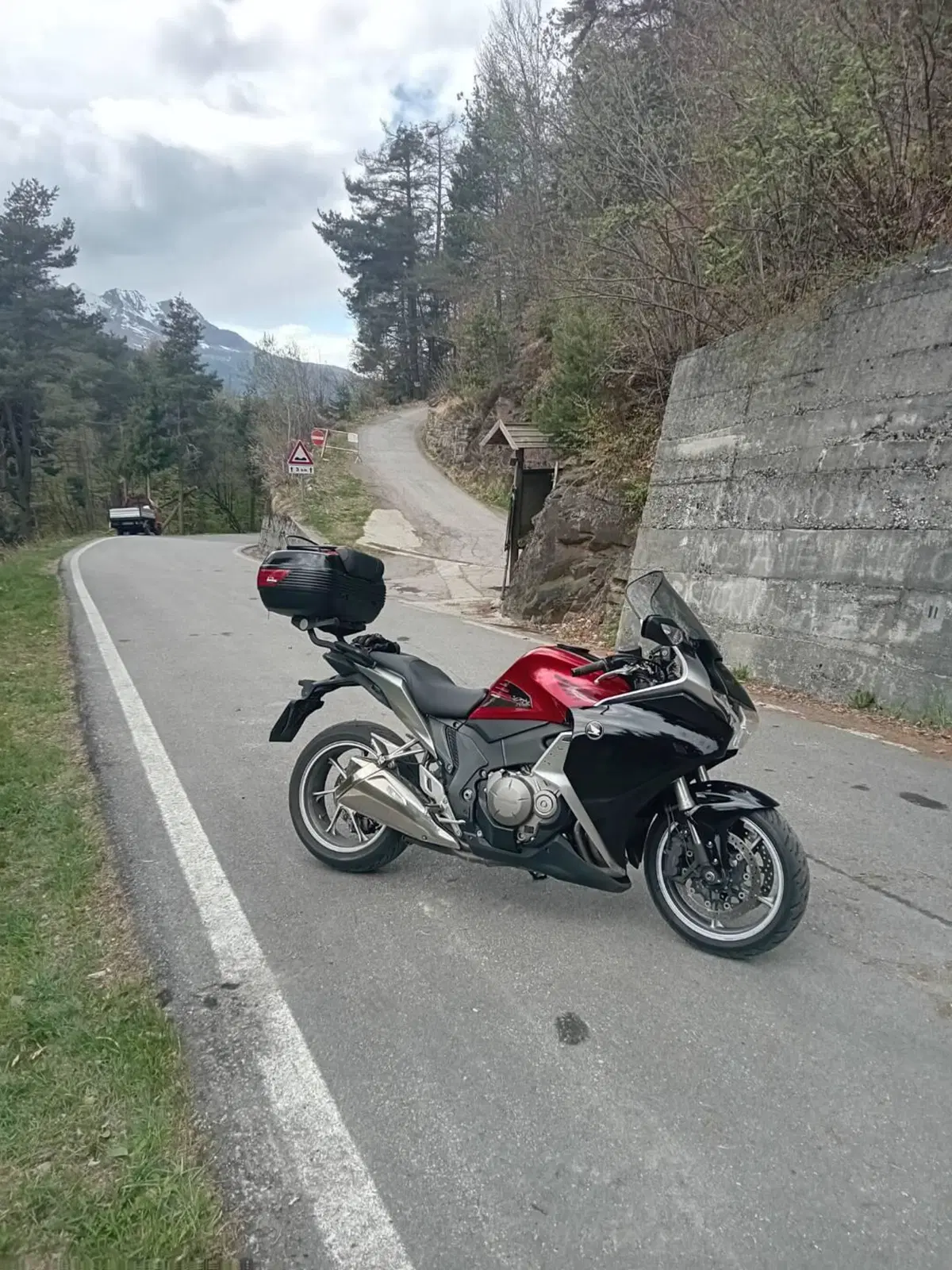 Honda VFR 1200 F ABS (2009 - 16) (9)