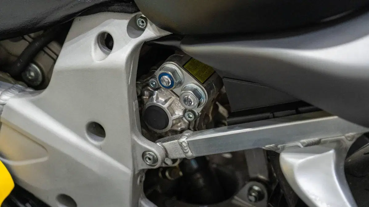 Suzuki TL 1000 R (1998 - 02) (12)