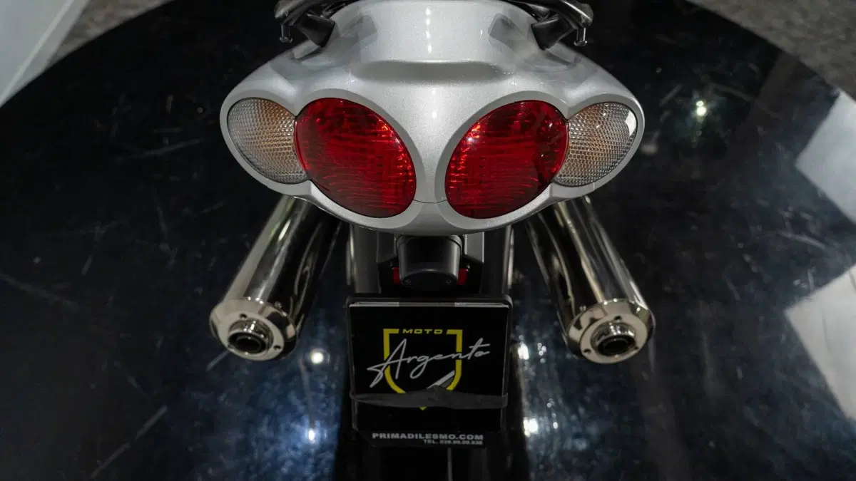 Kawasaki ZZR 1200 (2002 - 05) (2)