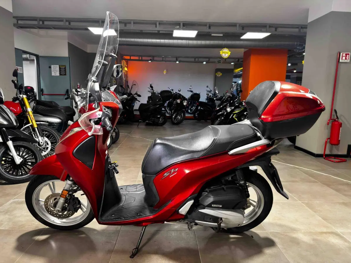 Honda SH 150i (2017 - 19) (4)