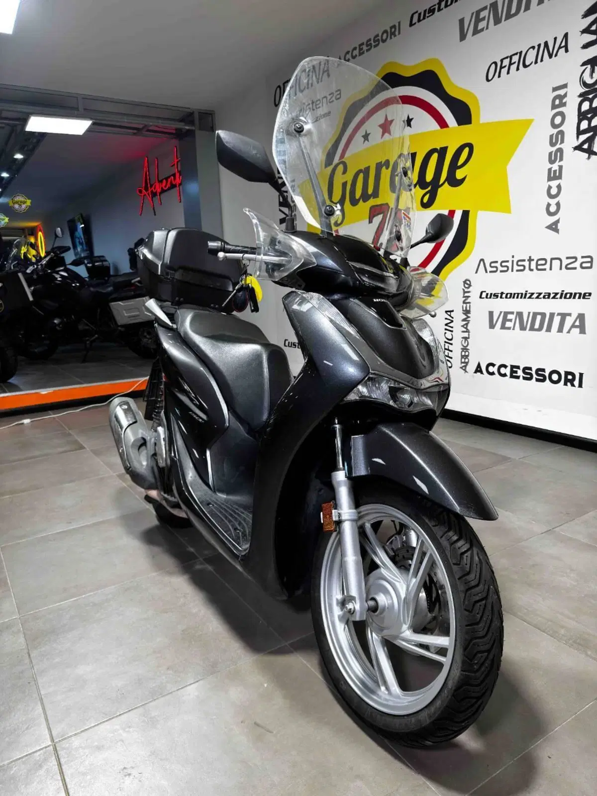 Honda SH 150i (2020 - 23) (2)