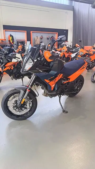 KTM 890 SMT (2026) nuova