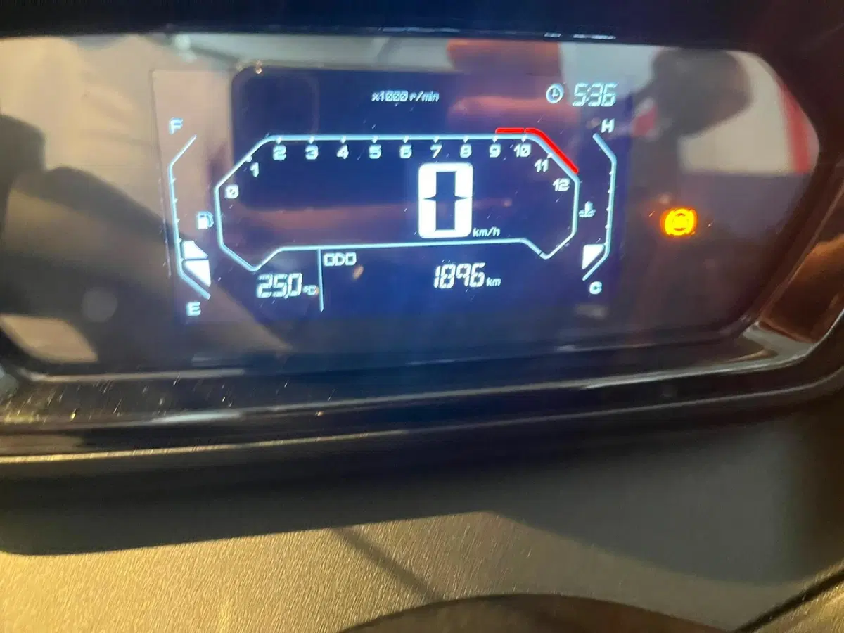 Yamaha X-Max 300 (2025 - 26) (2)