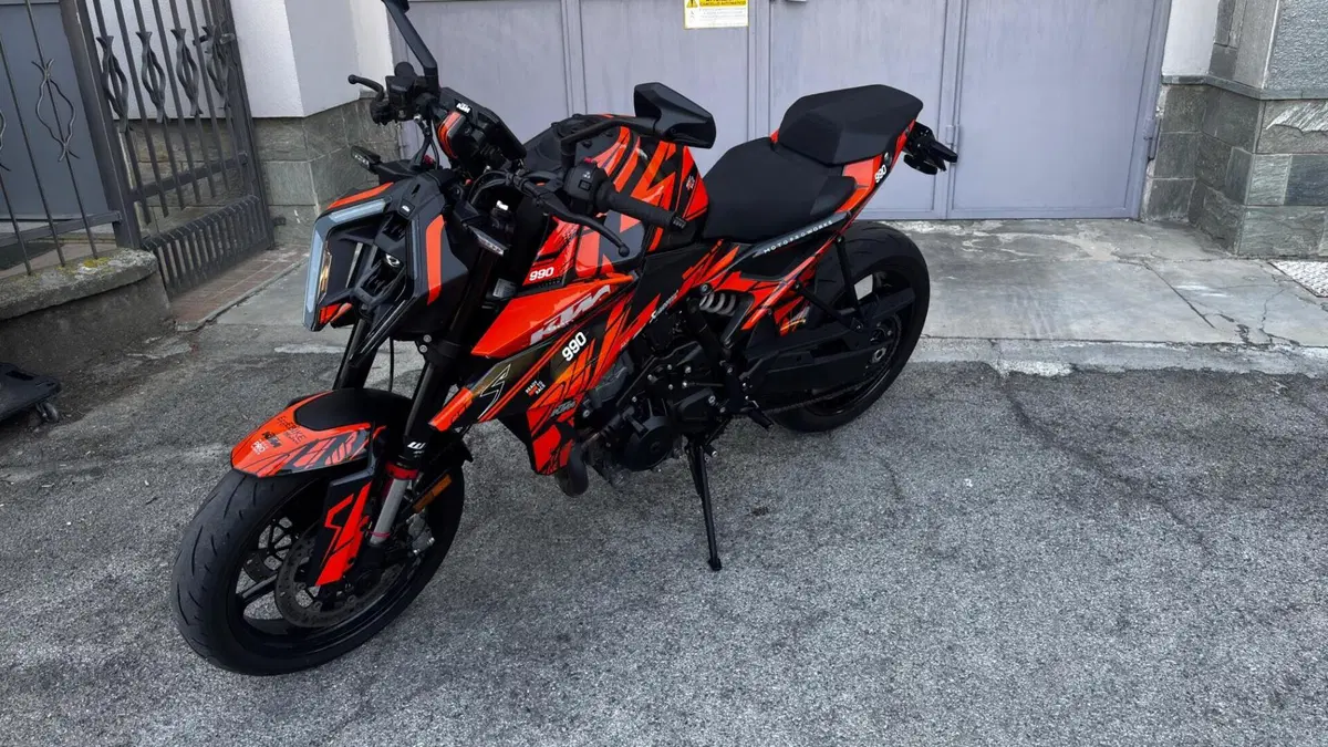 KTM 990 Duke (2024 - 26) (2)