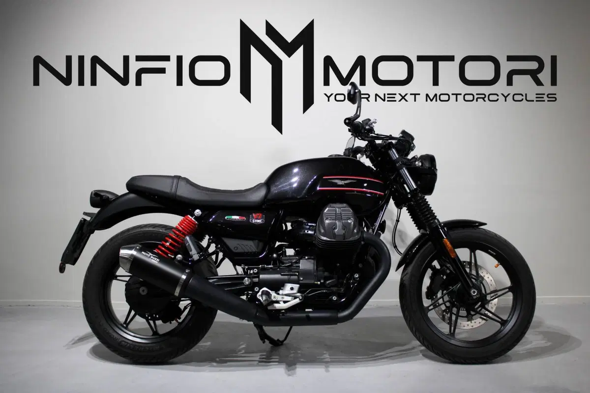 Moto Guzzi V7 Stone Special Edition (2022 - 25)