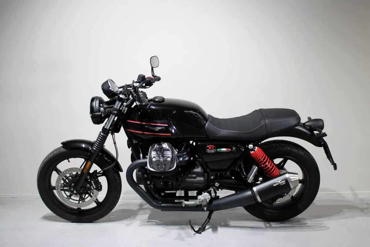 Moto Guzzi V7 Stone Special Edition (2022 - 25) (4)