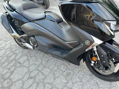 Yamaha T-Max 530 (2017 - 19) usata