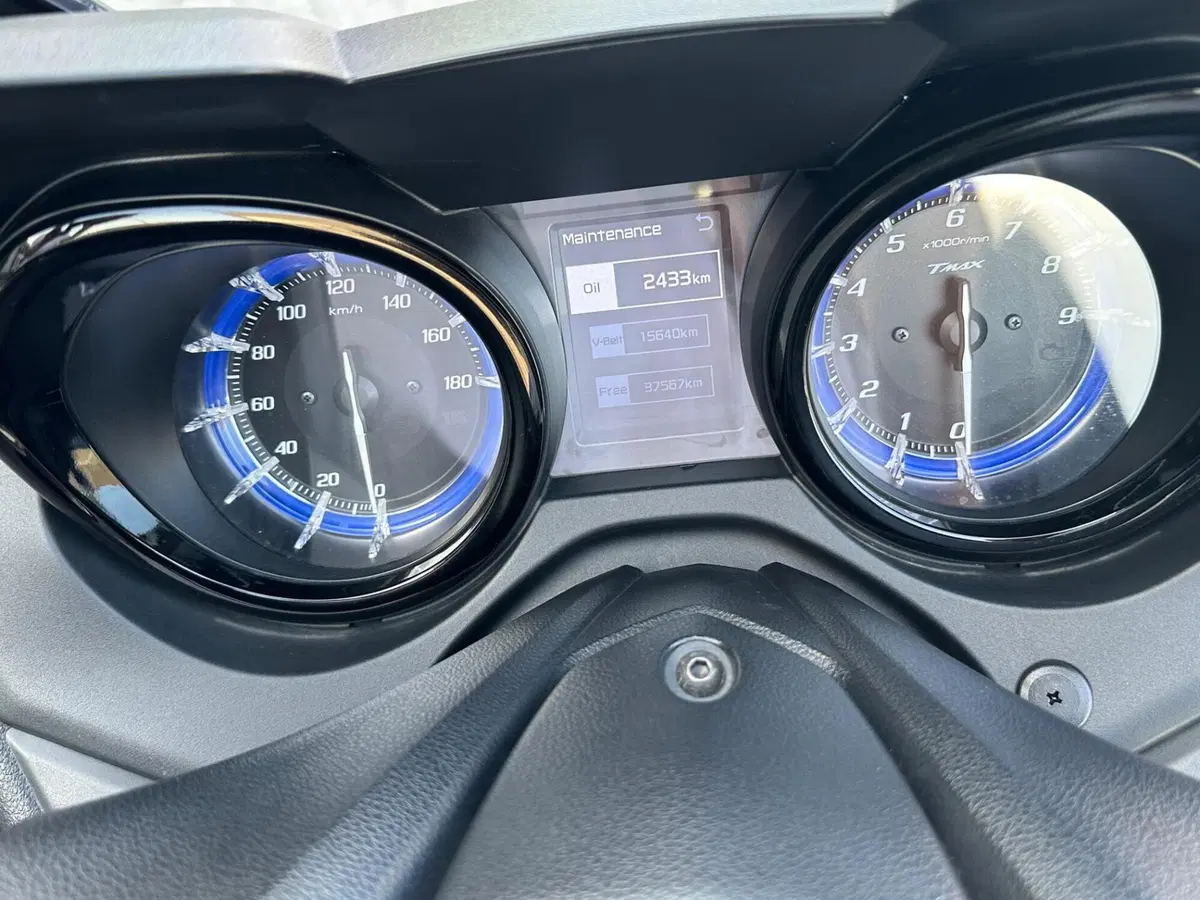 Yamaha T-Max 530 (2017 - 19) (2)