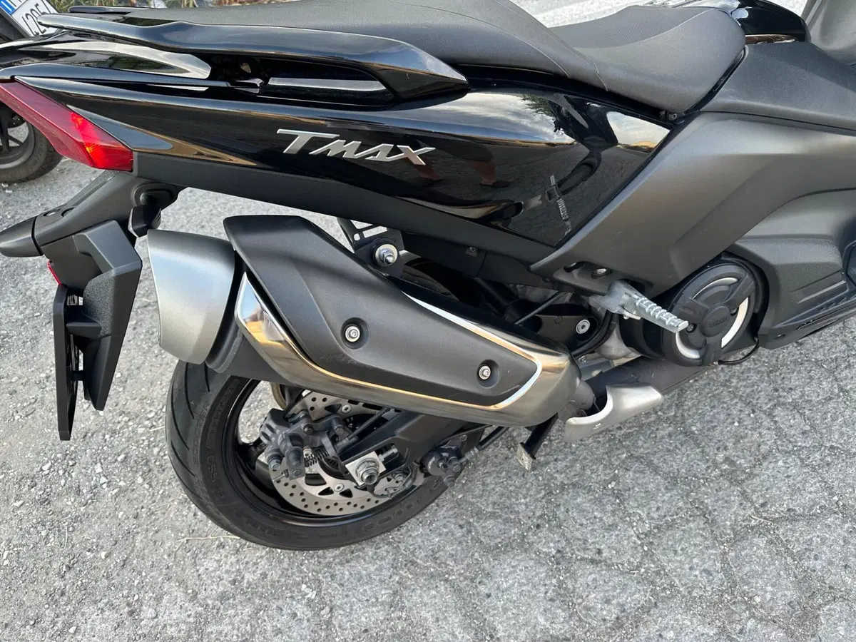 Yamaha T-Max 530 (2017 - 19) (9)