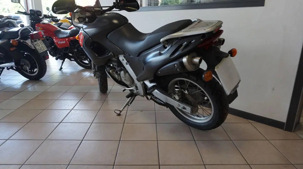 Aprilia Pegaso 650 (1997 - 00) (3)