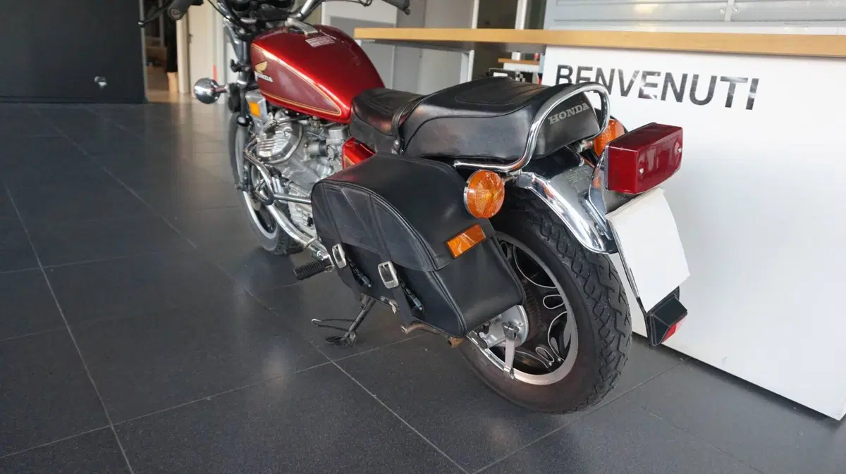 Honda CX 500 CUSTOM (5)
