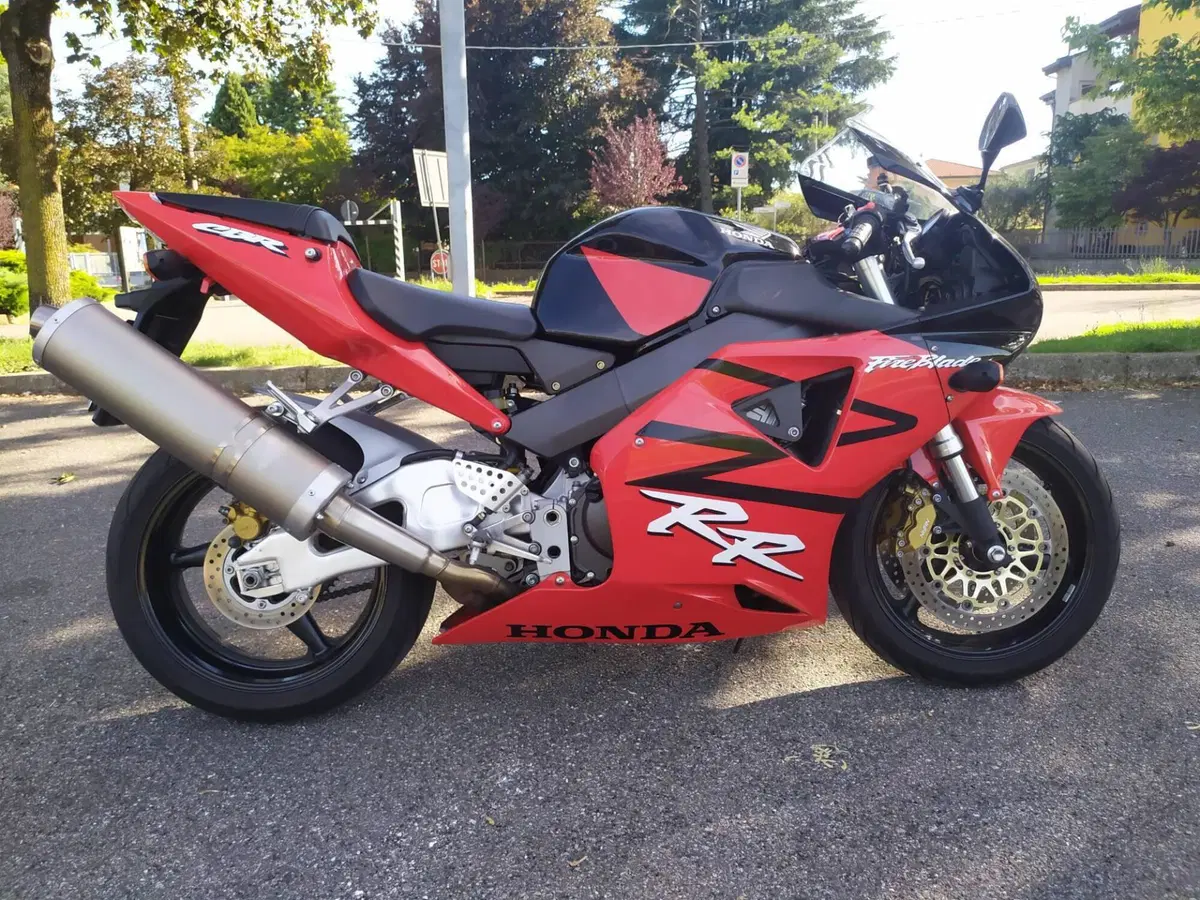 Honda CBR 900 RR Fireblade (2002 - 04)