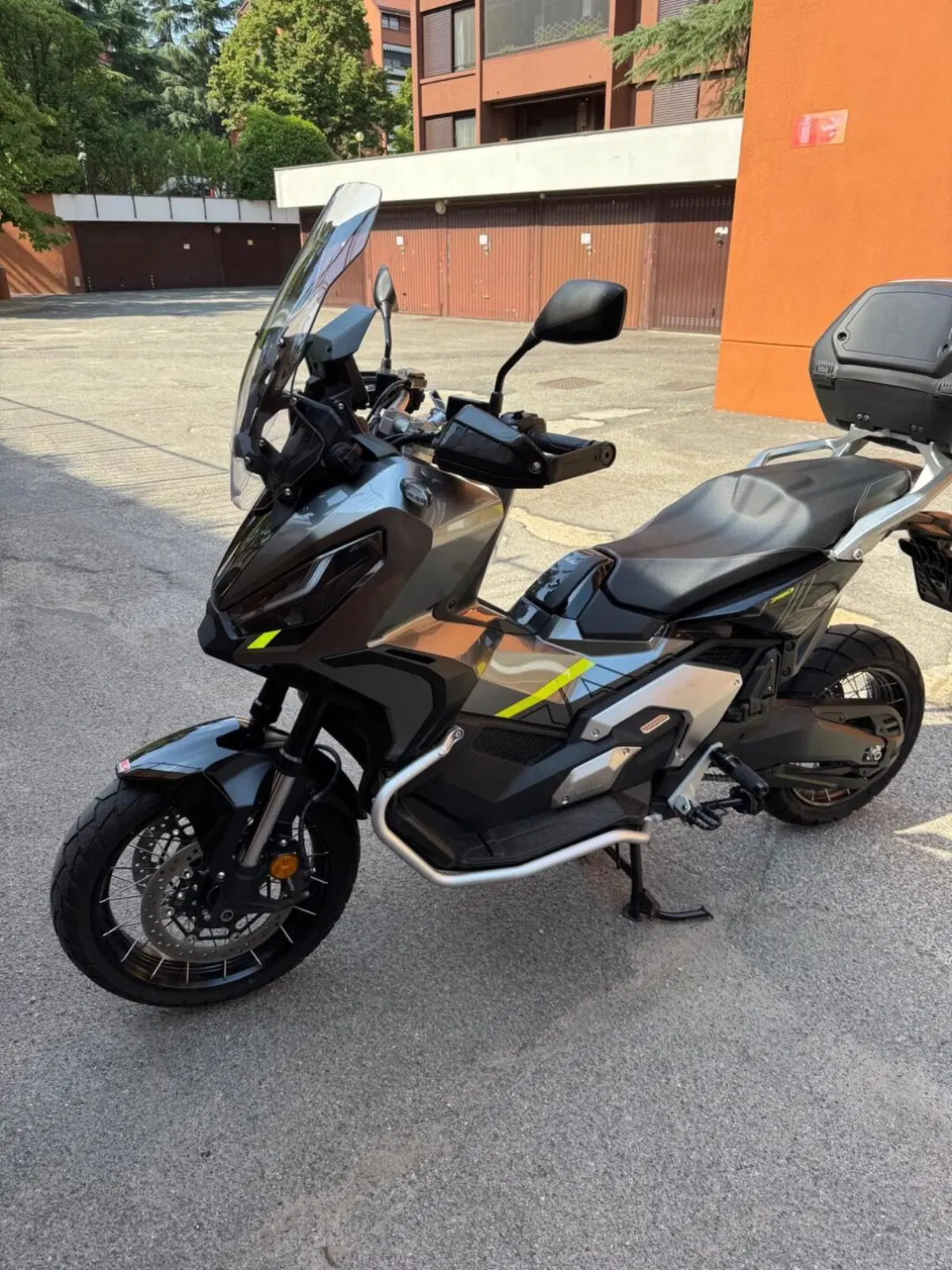 Honda X-ADV 750 DCT Gravel (2021 - 24) (8)