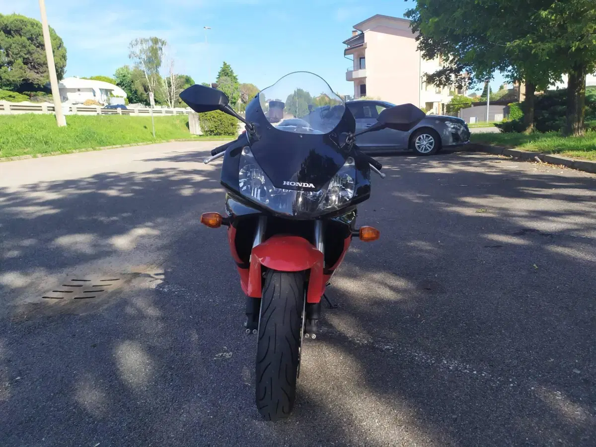 Honda CBR 900 RR Fireblade (2002 - 04) (2)
