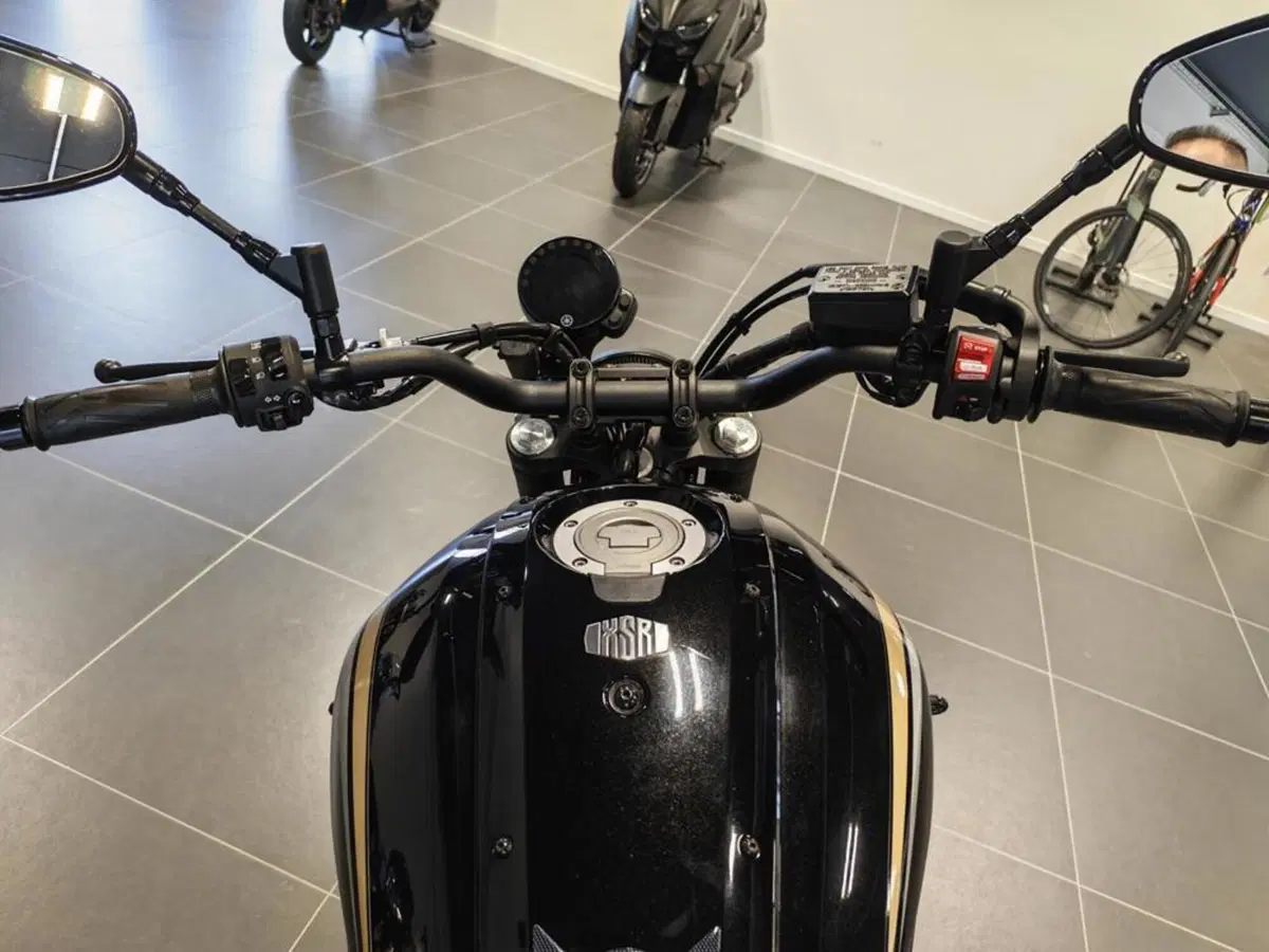 Yamaha XSR 700 (2022 - 26) (2)