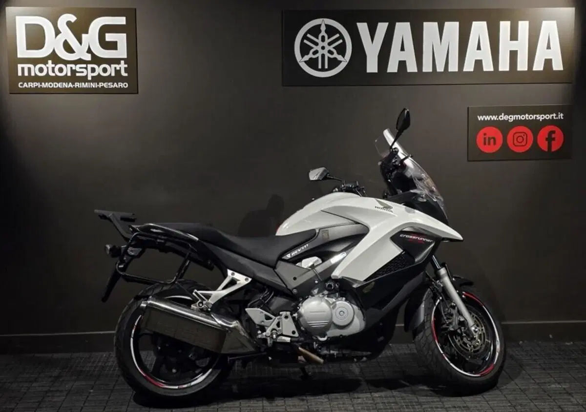 Honda Crossrunner ABS (2010 - 14) (5)