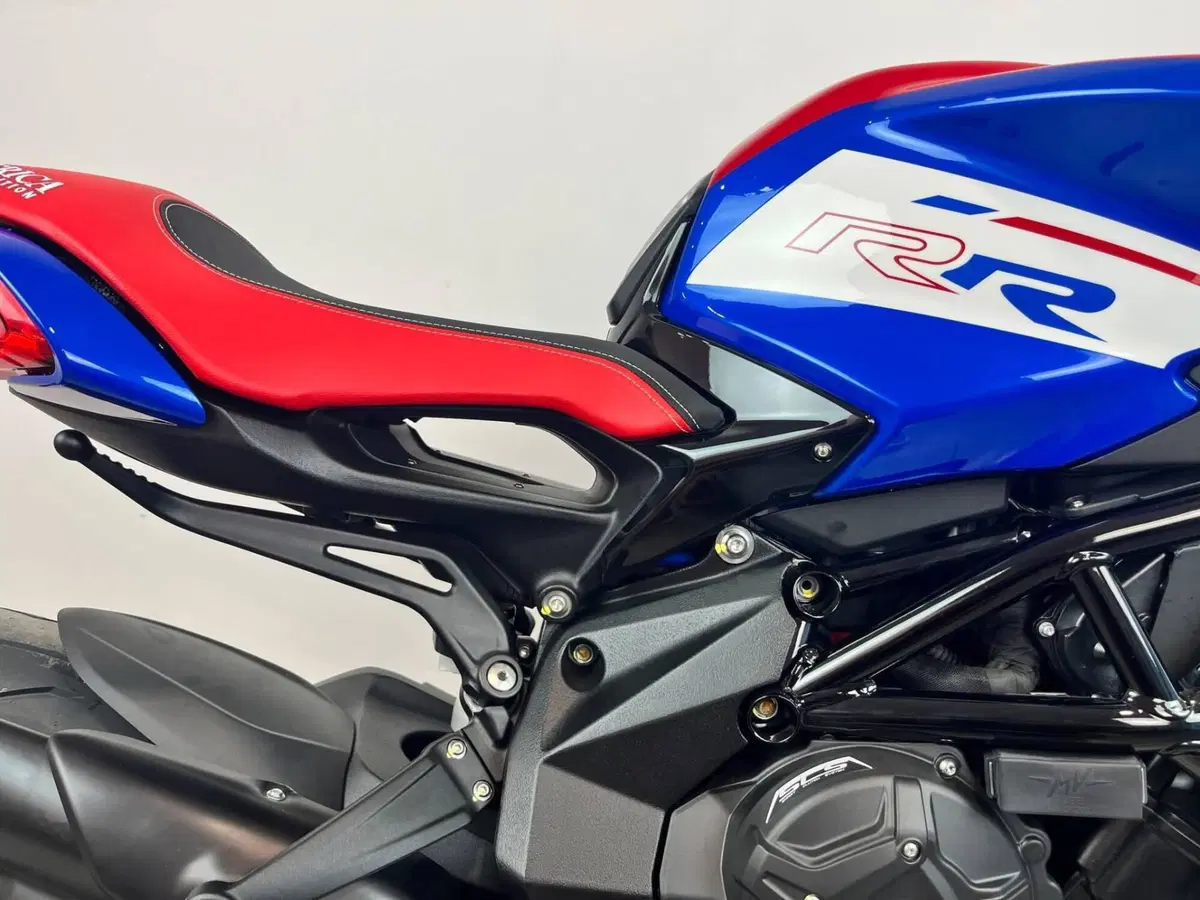 MV Agusta Dragster 800 RR SCS America (2023 - 25) (4)