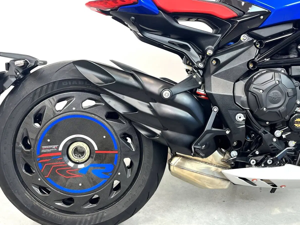 MV Agusta Dragster 800 RR SCS America (2023 - 25) (12)