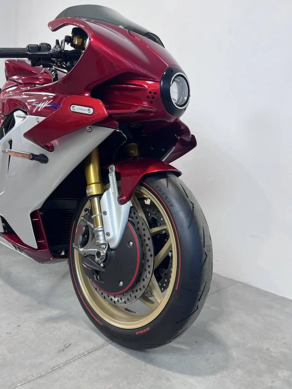 MV Agusta Superveloce 1000 Serie Oro (2024 - 26) (6)