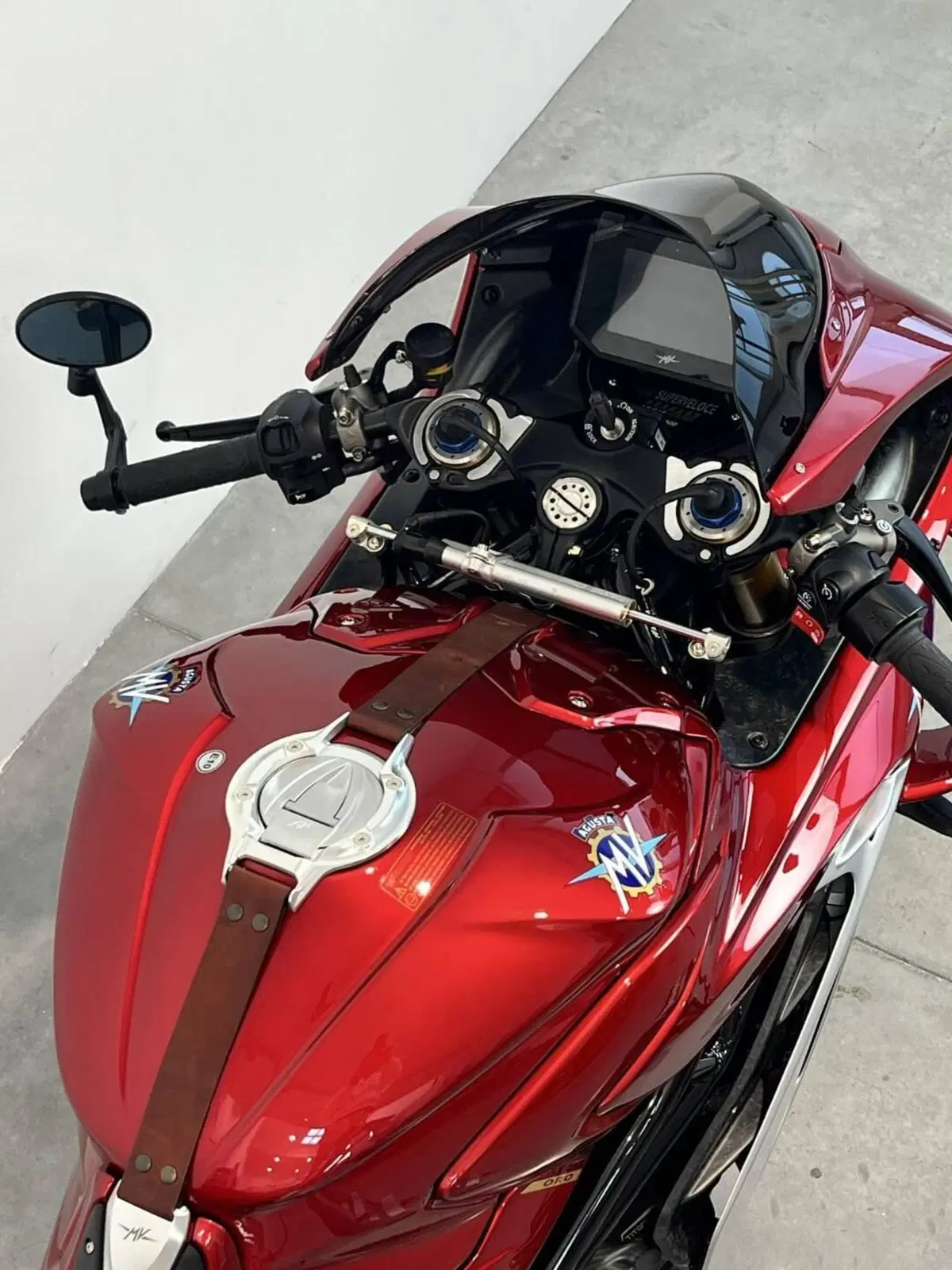 MV Agusta Superveloce 1000 Serie Oro (2024 - 26) (10)