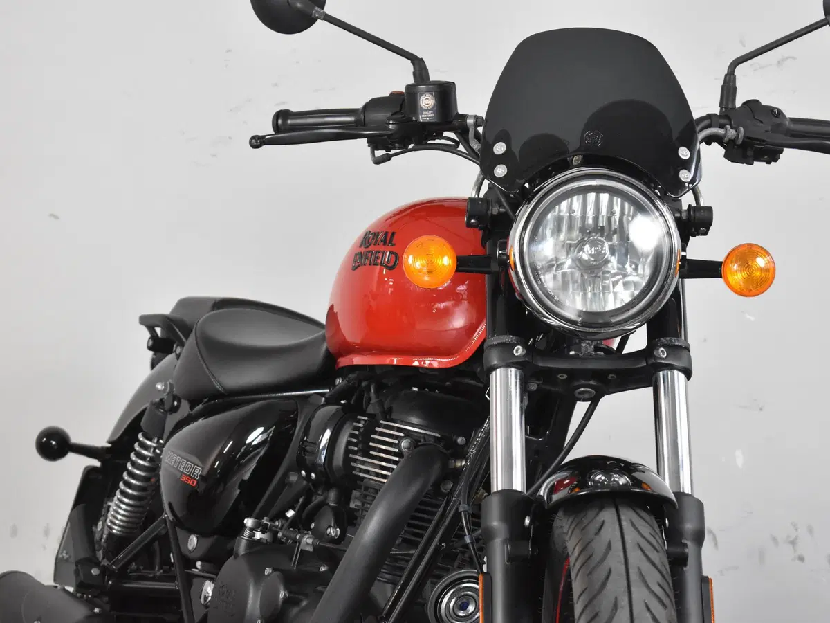 Royal Enfield Meteor 350 (2021 - 26) (11)