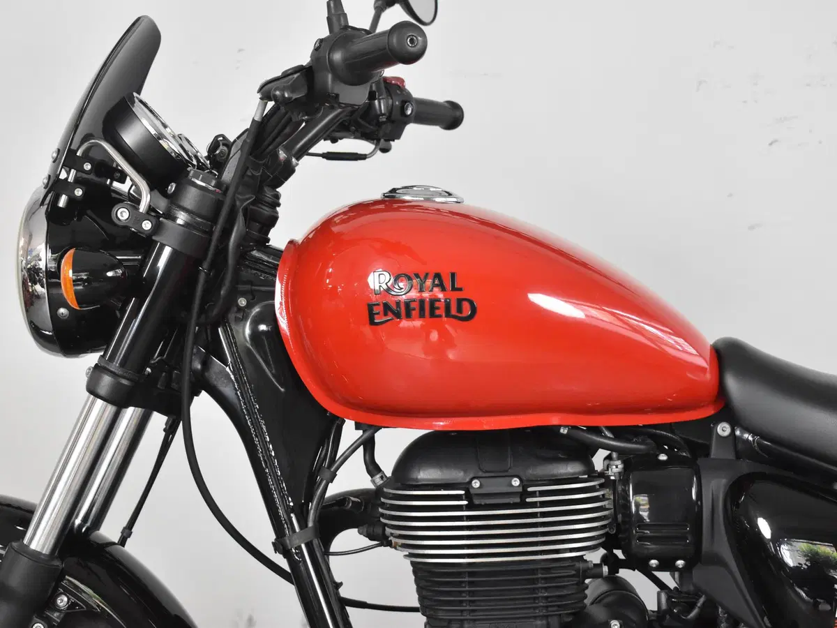 Royal Enfield Meteor 350 (2021 - 26) (12)