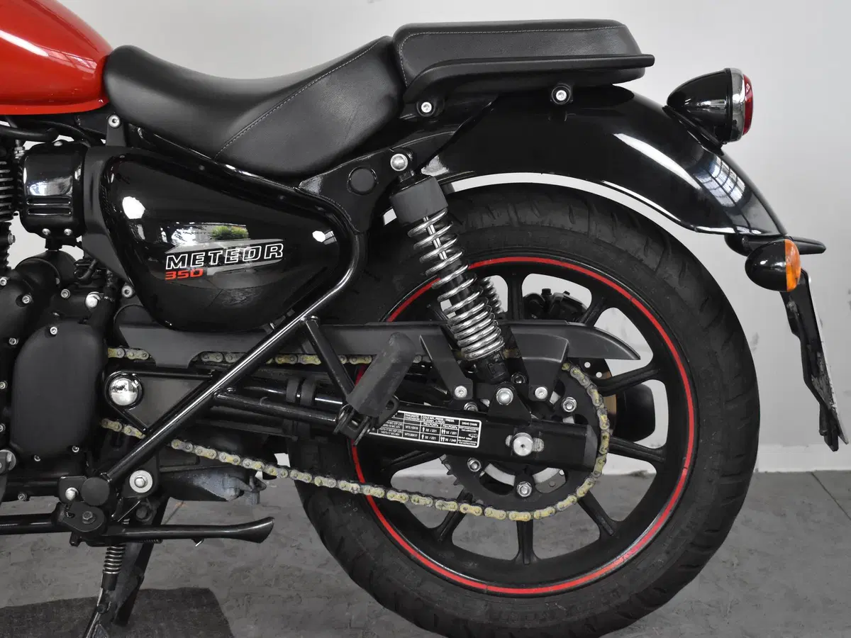 Royal Enfield Meteor 350 (2021 - 26) (14)