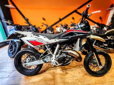 Husqvarna SMS 125 (2012 - 13) usata