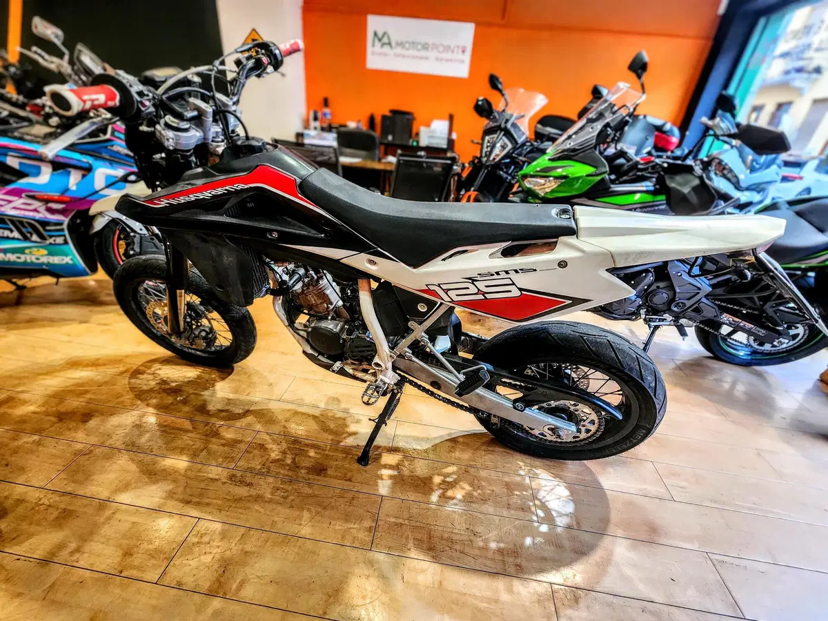 Husqvarna SMS 125 (2012 - 13) (2)