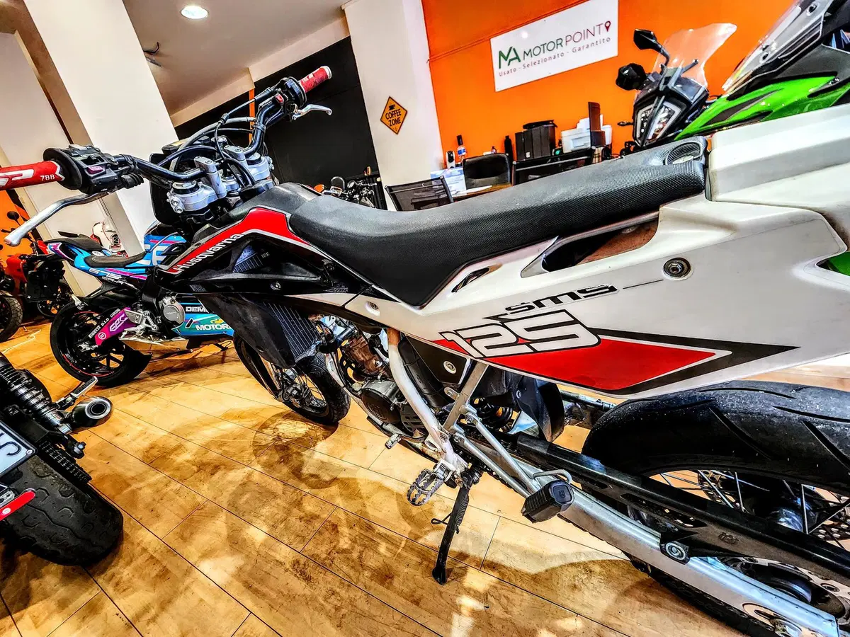 Husqvarna SMS 125 (2012 - 13) (10)