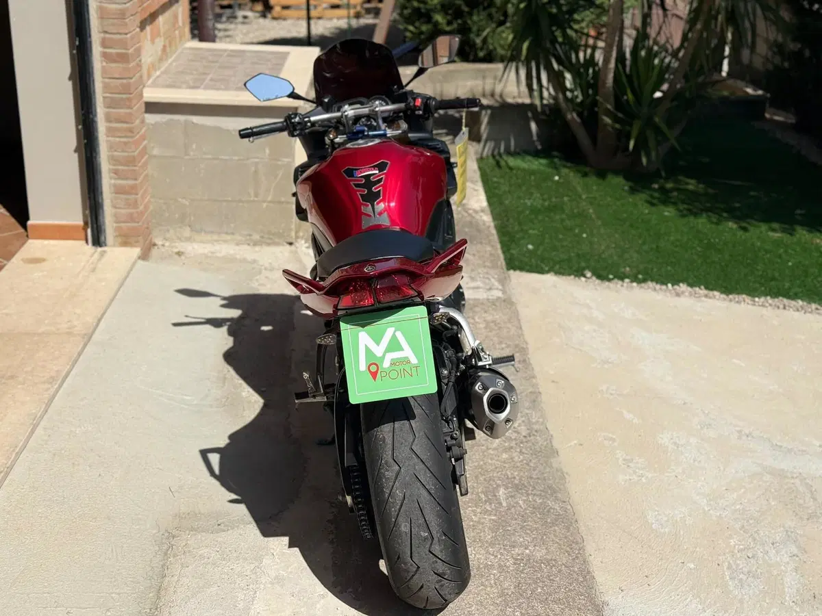 Yamaha FZ1 Fazer (2006 - 16) (4)