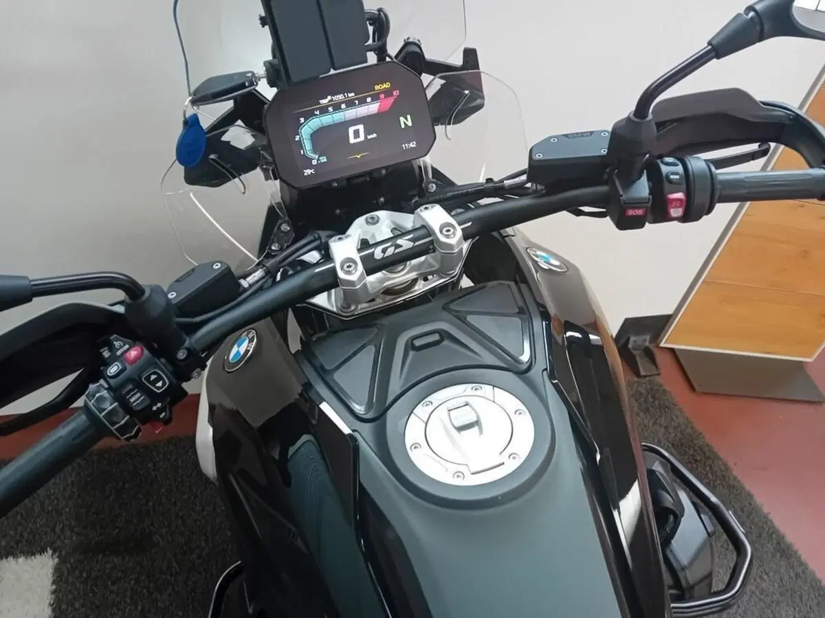 Bmw R 1300 GS (2023 - 26) (7)