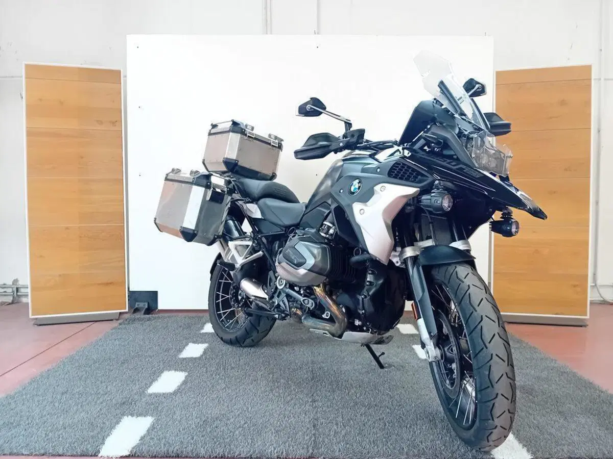 Bmw R 1250 GS (2021 - 24) (2)