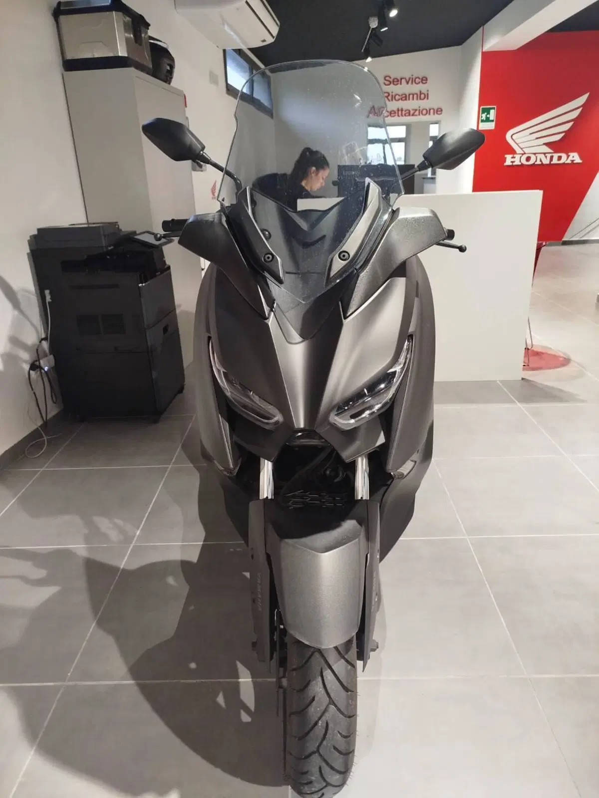 Yamaha X-Max 300 Tech Max (2021 - 24) (3)