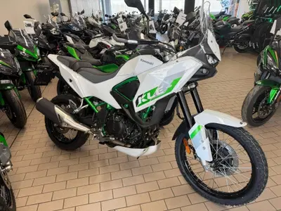 Kawasaki KLE 500 SE (2026) usata
