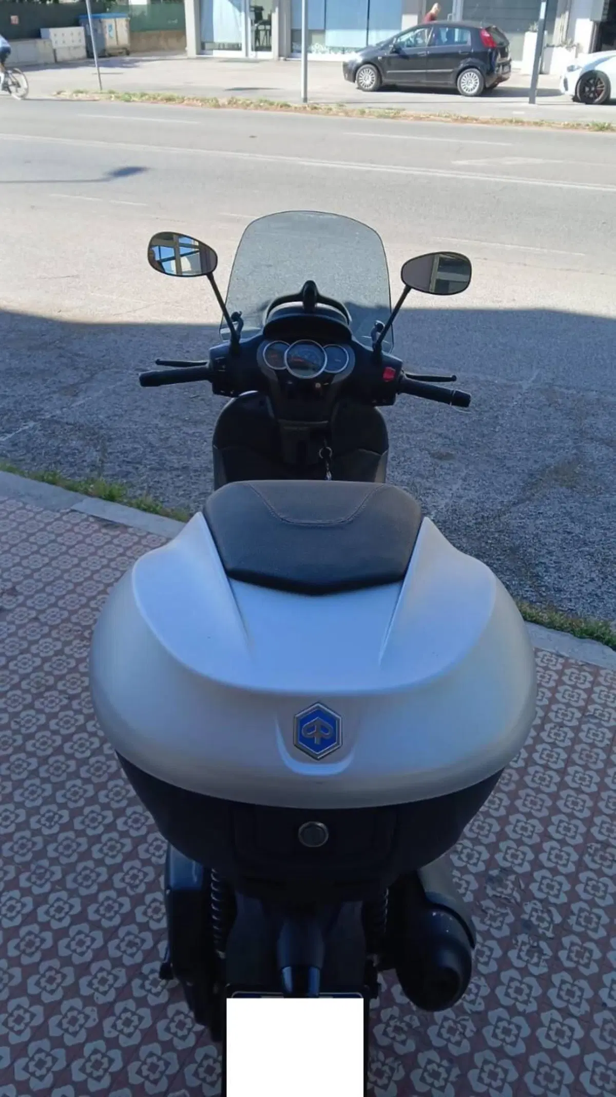 Piaggio Beverly 300 i.e. ABS-ASR (2016 - 20) (4)