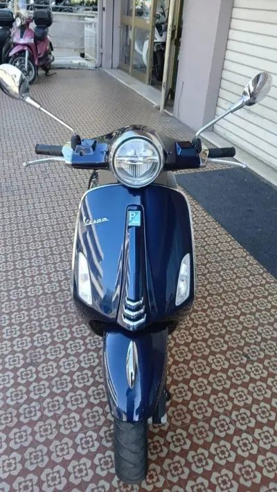 Vespa Primavera 50 4T (2018 - 20) usata