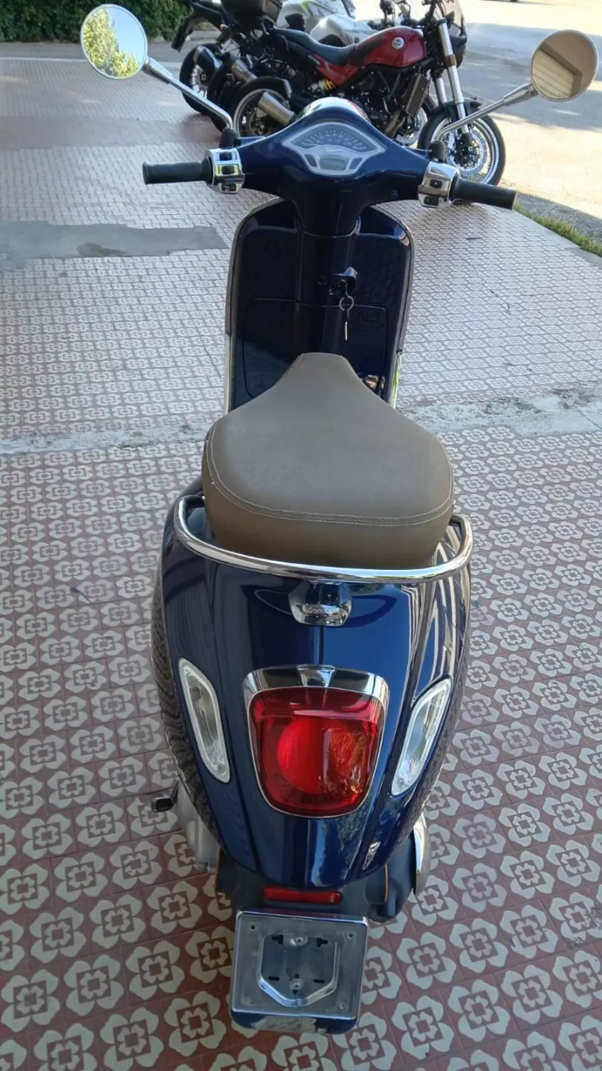 Vespa Primavera 50 4T (2018 - 20) (4)
