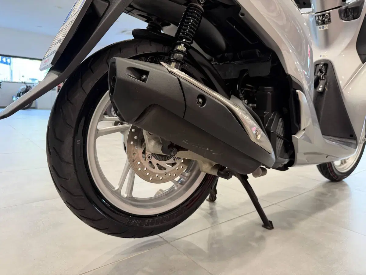 Honda SH 150i (2017 - 19) (13)