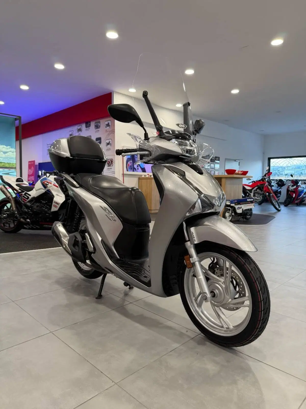 Honda SH 150i (2017 - 19) (6)