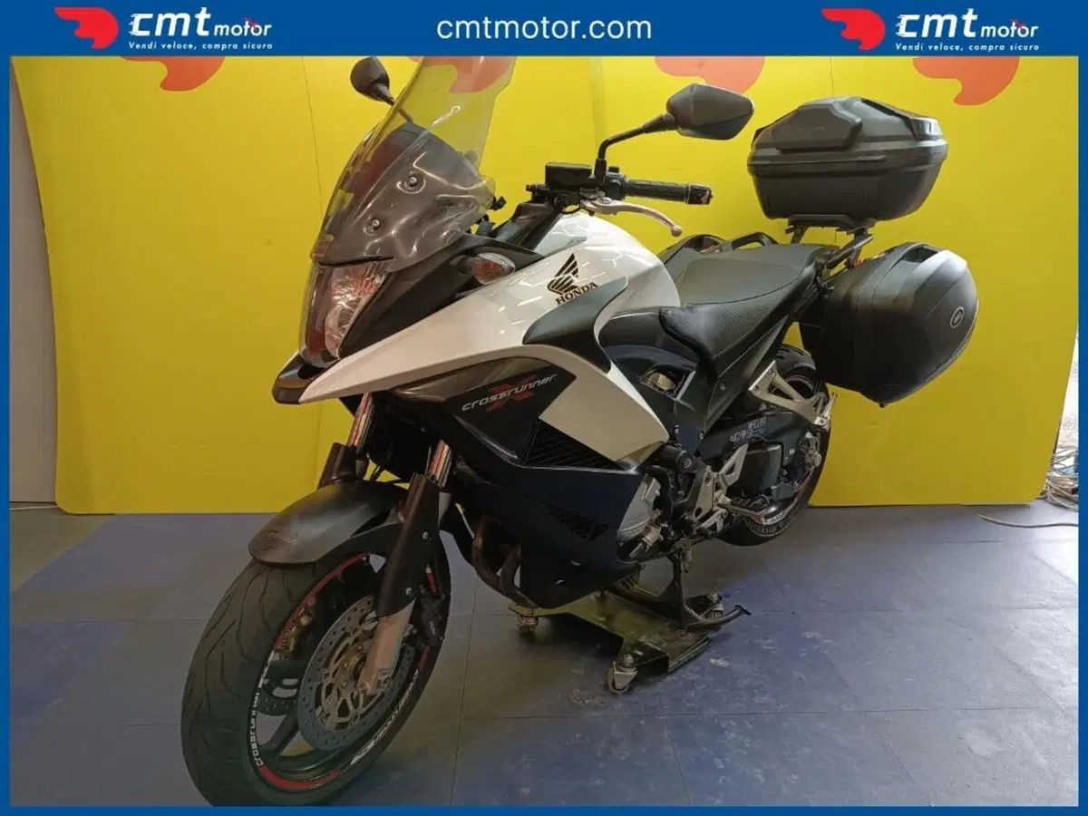 Honda Crossrunner ABS (2010 - 14) (2)