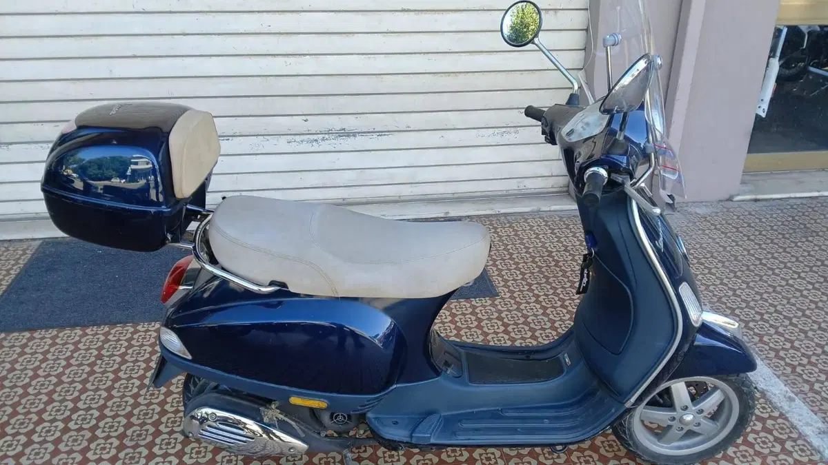 Vespa LX 50 4T (2009 - 14) (2)