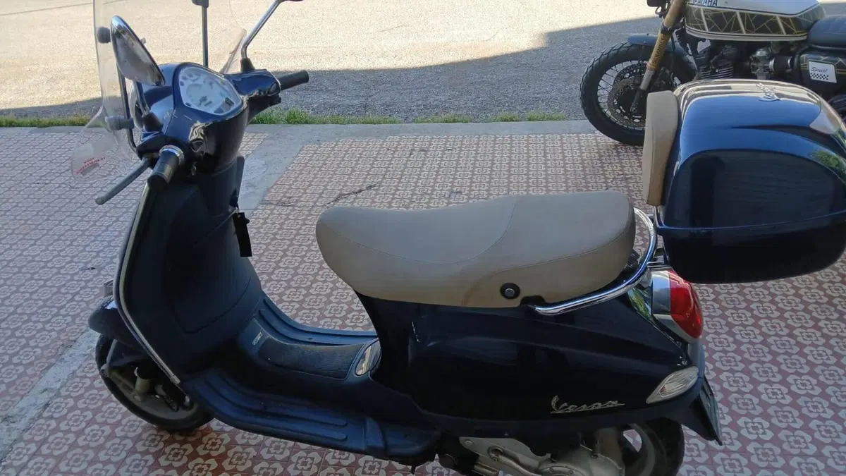 Vespa LX 50 4T (2009 - 14) (3)